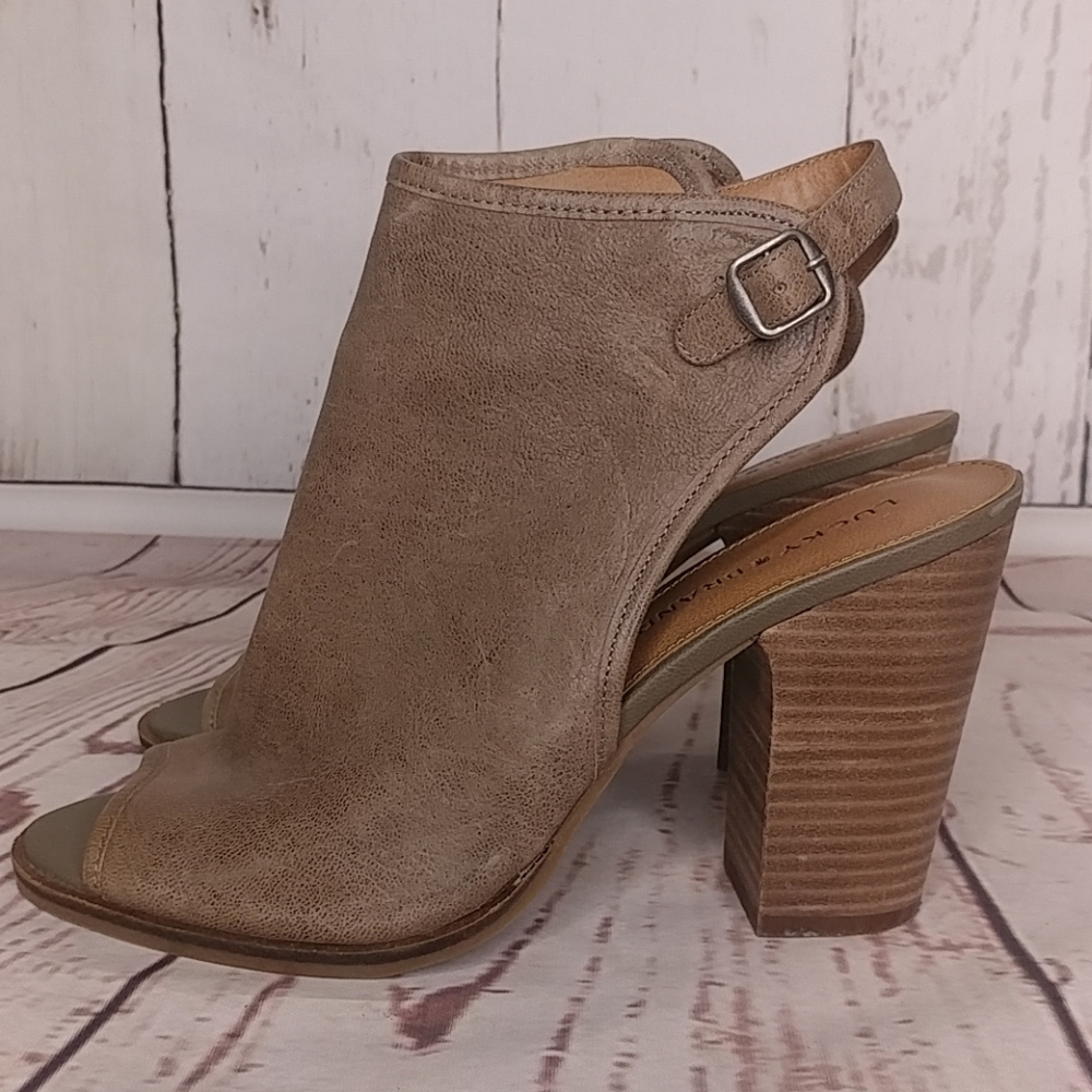 Lucky Brand Peep Toe Sandals